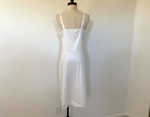 LORRAINE Dress Slip Vintage 1960s White Linen Ros… - image 6