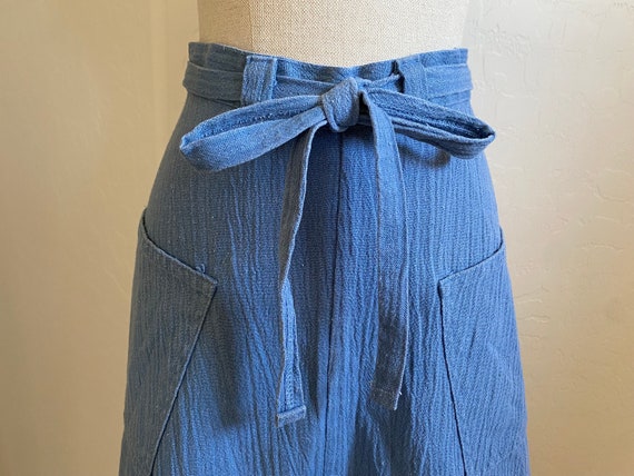 RUMBLE SEATS Wrap Skirt Vintage 1970s Blue Cotton… - image 3