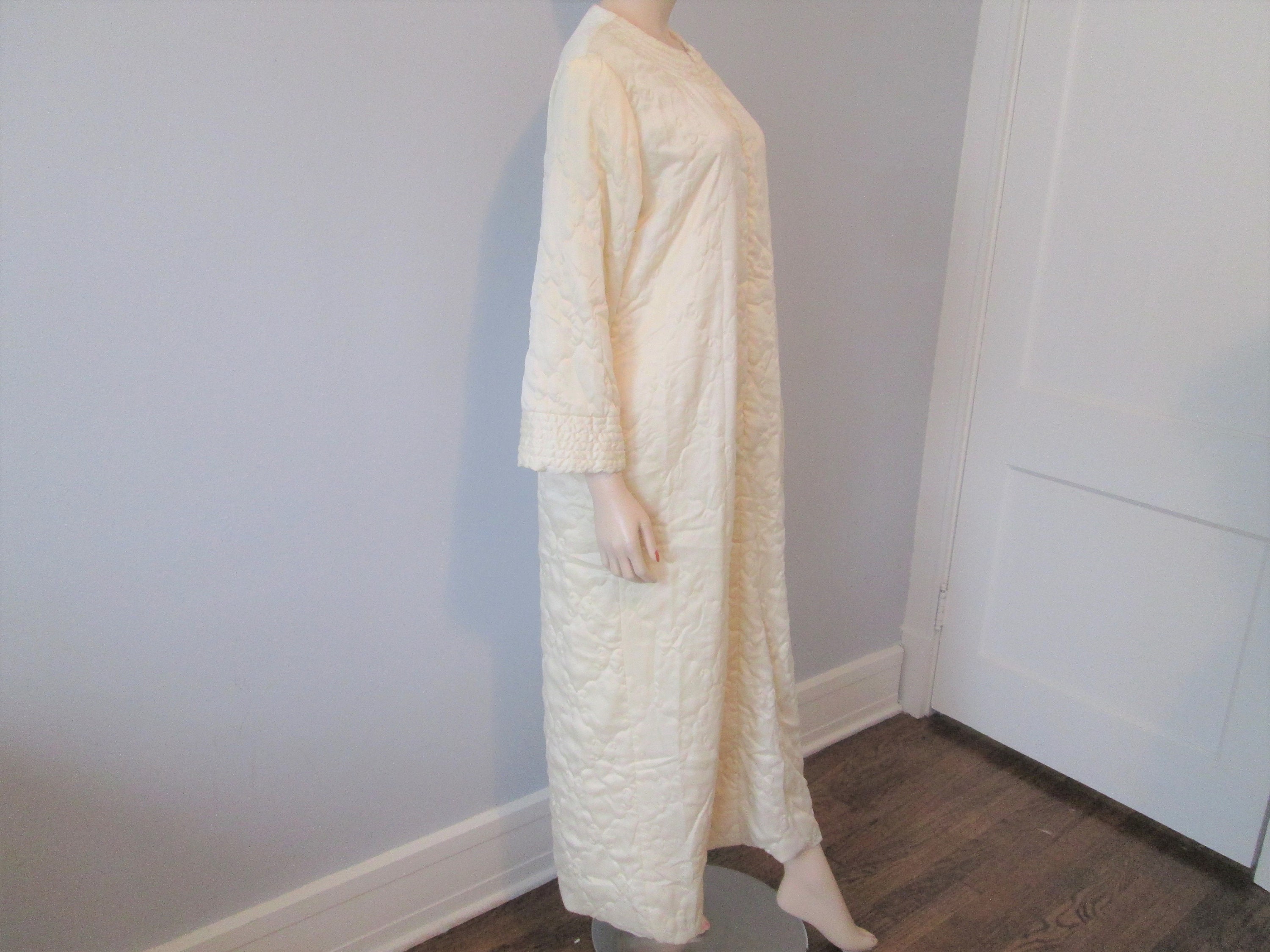 Quilted Robe Vintage 1950s Beige Nylon Maxi Length Lingerie | Etsy