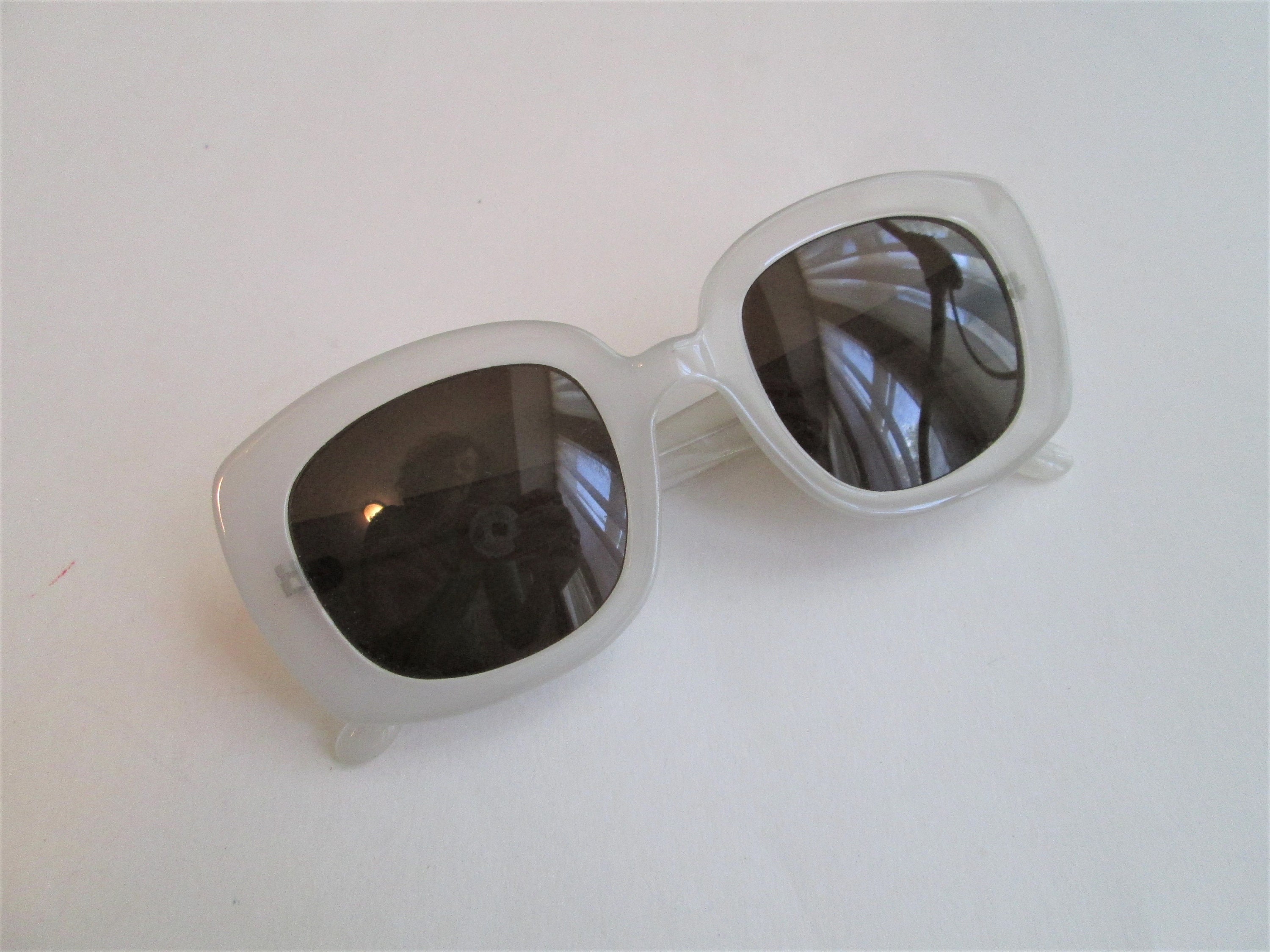 ELLEN TRACY Sunglasses Vintage 1960s Mod Square White | Etsy