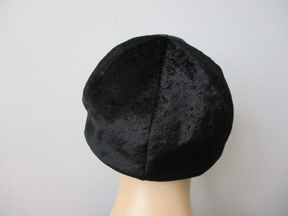 ROBERTA BERNAYS Hat Vintage 1950s Black Velvet Bu… - image 4