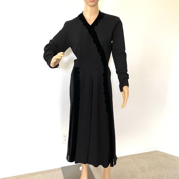 Cocktail Dress Vintage 1940s Black Crepe Velvet