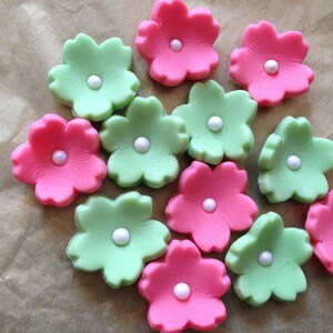 Fondant topper, Flower cupcake or cake toppers