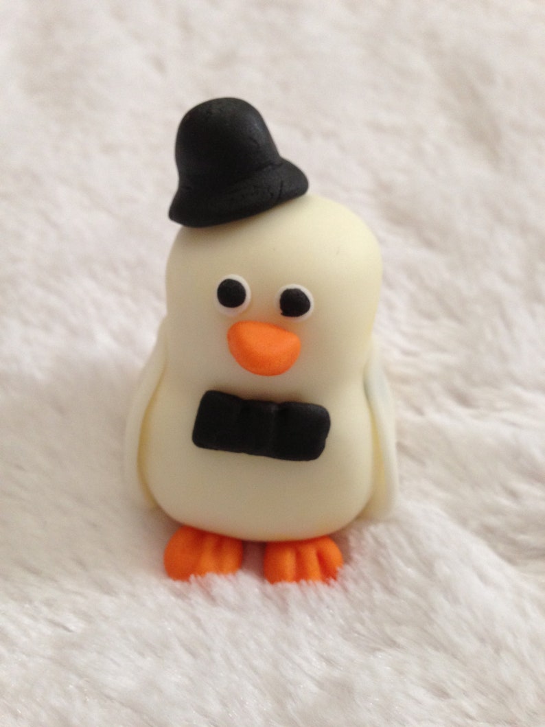 Edible Fondant Cake Topper Penguin couple Great Topper for