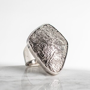 Sterling Silver Heart Artery Ring - Vintage Brutalist Abstract Statement Ring - Size 6
