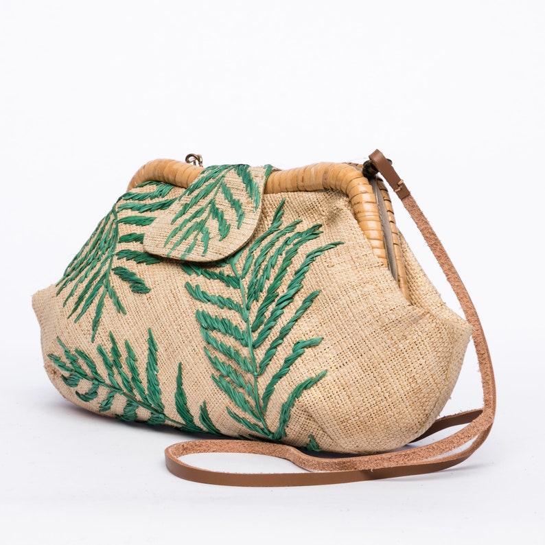 Floral palm leaf embroidered clutch Summer Beach Resort Raffia rattan frame Purse packable for travel Sac \u00e0 main vegan Straw Clutch Bag