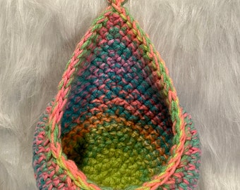PATTERN ONLY- Teardrop Plant or Trinket holder basket crochet