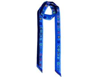 Blue silk twill skinny scarf with printed hearts