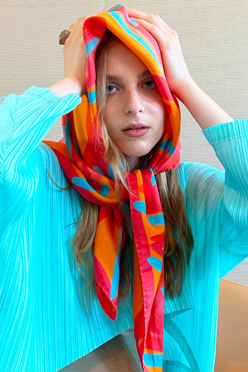 Square printed silk twill scarf in vibrant hot colors, Designer head scarf, Made in Italy, Gift for her image 2