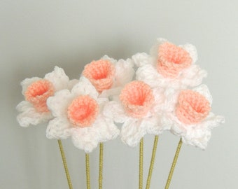 Daffodils, Bunch of Daffodils, Spring Flowers, Crochet Flower Bouquet, Apricot and White