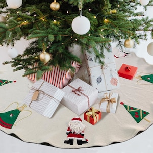 Christmas Tree Skirt, Traditional American Christmas Tree Skirt, Handmade Christmas Decorations, Christmas Decoration Ideas, Christmas Gift