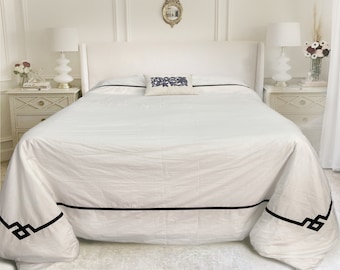 Funda nórdica con estampado de greca griega hecha a mano, ropa de cama minimalista de algodón de 400 hilos, tallas para EE. UU., Reino Unido y Australia, juego de cama con borde geométrico, juegos de cama de lujo estilo Hollywood Regency.