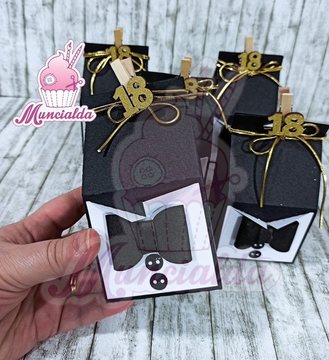 DLM - Scatoline in bambu con animaletti in resina - Italiano