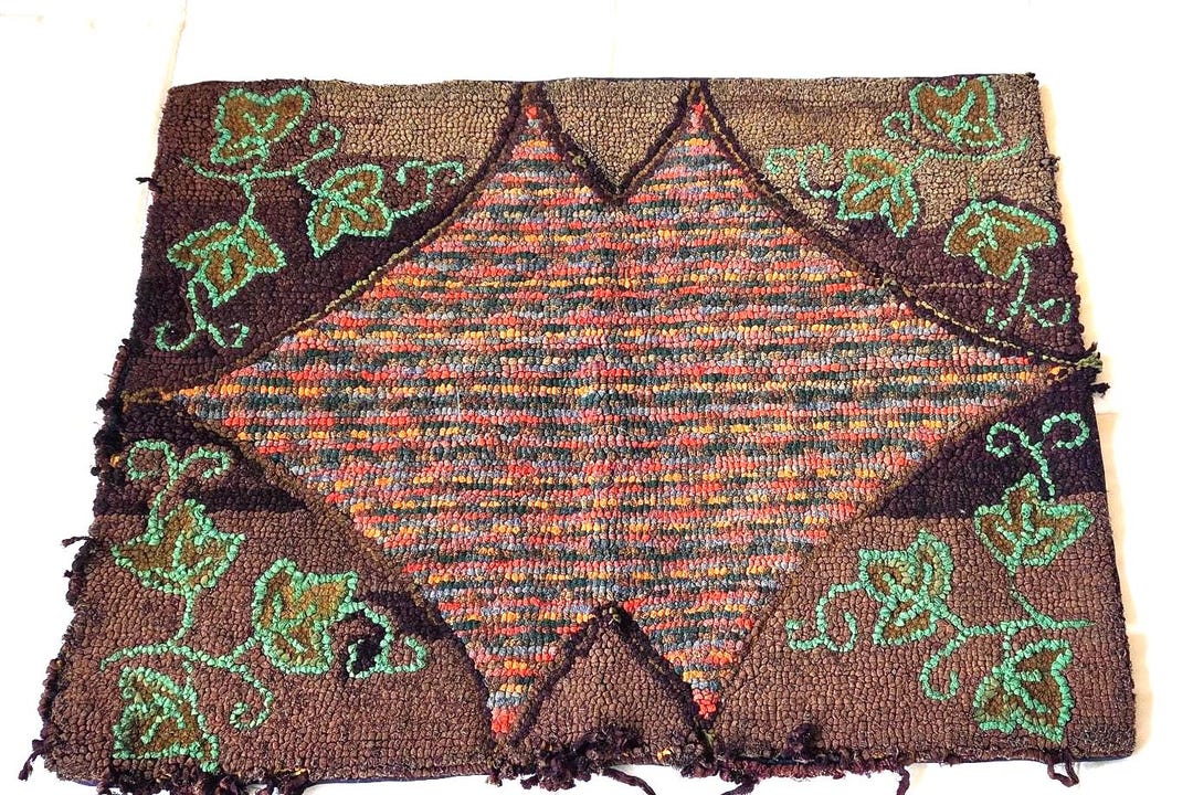 Vintage Primitive Folk Art Hooked Rug: Handmade on Burlap Rag Rug (25.5 ...