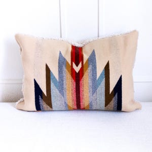Fodera per cuscino in lana Wyeth Trail: motivo geometrico sud-occidentale, 14x20 cm.