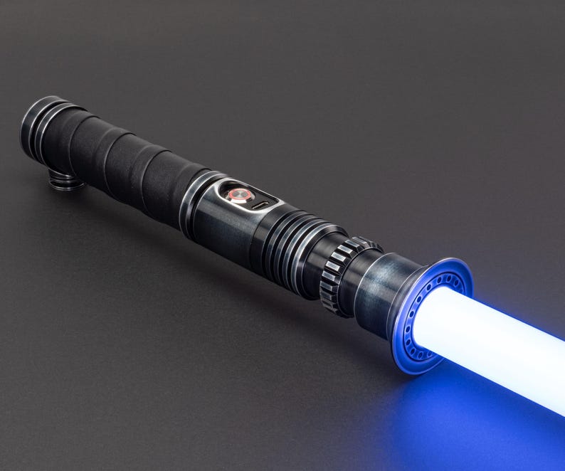 Defender Mk2 Eco Weathered (Inlindad), Välj Stunt RGB, Xeno V3 RGB eller Xeno V3 Pixel, taggar Star Wars Jedi Sith Mandalorian Lightsaber bild 1