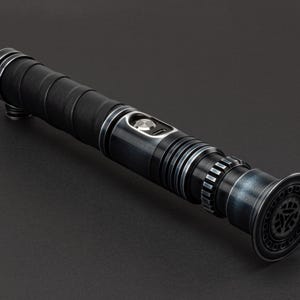 Defender Mk2 Eco Weathered (Inlindad), Välj Stunt RGB, Xeno V3 RGB eller Xeno V3 Pixel, taggar Star Wars Jedi Sith Mandalorian Lightsaber bild 4