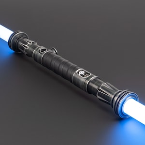 Aggressor Eco Battle Staff Weathered, Choose Xeno V3 RGB, or Xeno V3 Pixel, tags star wars jedi sith lightsaber