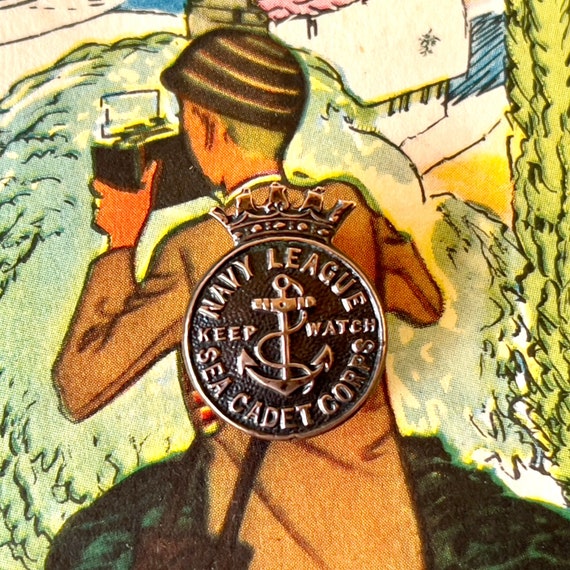 Vintage WWII Lapel Badge/Buttonhole Badge - 'Navy… - image 1