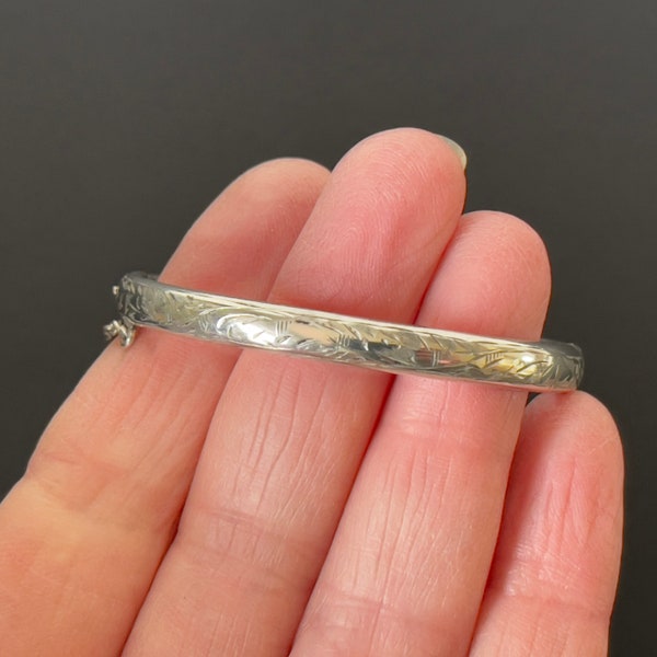 Vintage Child's/Baby Bangle - Engraved Sterling Silver - Small Hinged Silver Bangle/Cuff - Circa 1950's.