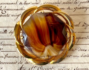 Broche/épingle vintage pour bijoux fantaisie - Broche artistique en verre et métal doré - Vers les années 1960-1970.