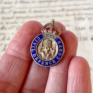Vintage Enamel Badge/Lapel Badge - Civil Defence Corp - Cold War - Post World War Two/WWII.