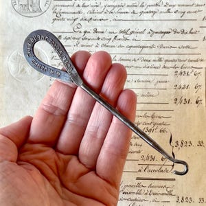 Antique/Vintage Button Hook - Brand Advertising - 'C.W. Jenks Shelburne Falls, Mass.' - Circa 1900's.