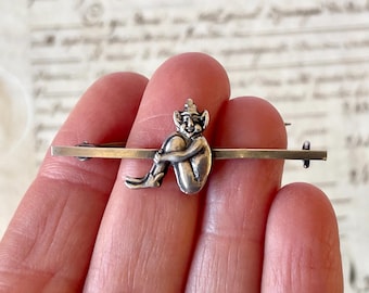 Vintage Silver Pixie/Piskie Bar Brooch/Pin - Sterling - 20th Century.