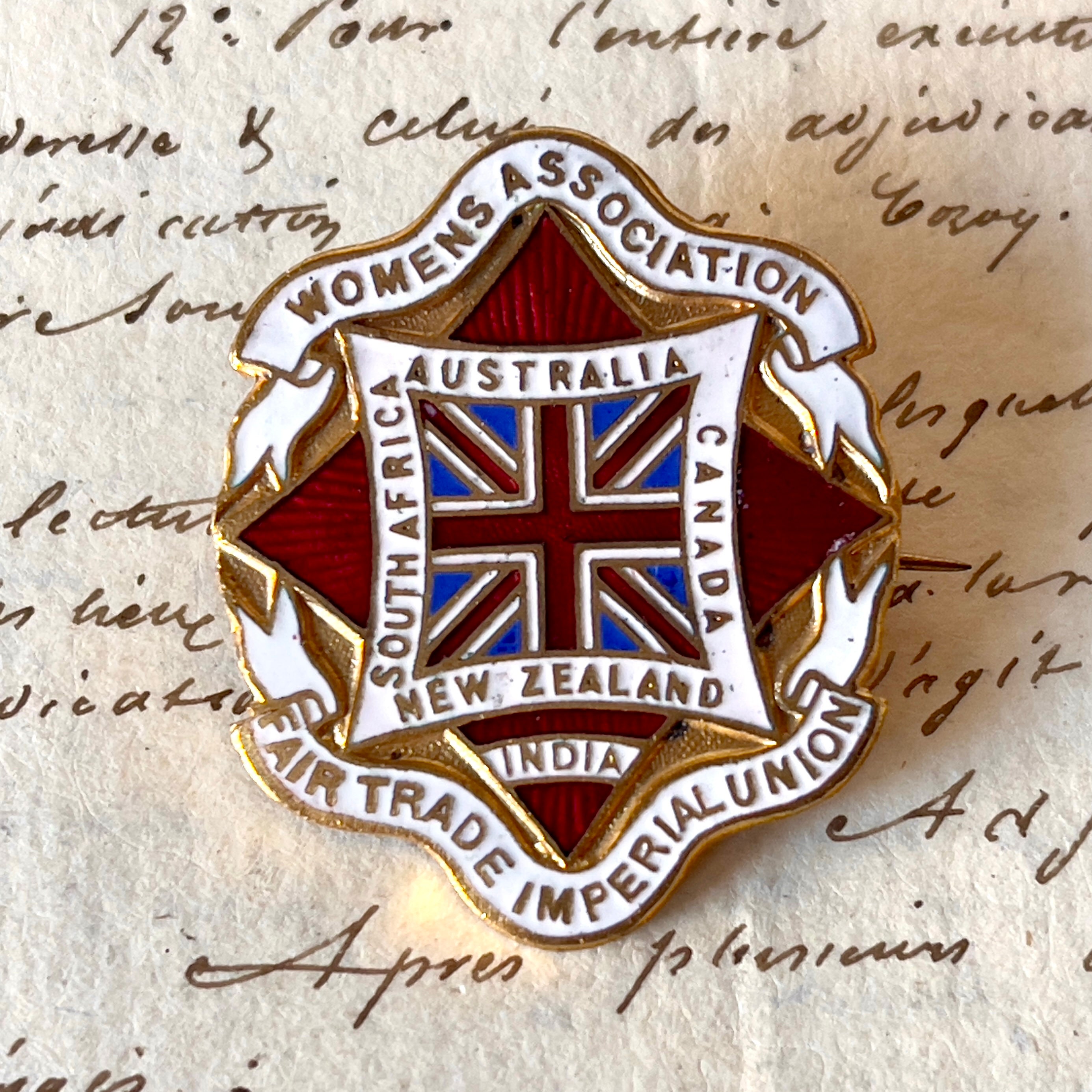 ジャケット・アウター INPERIAL MEASURE UNION BADGES Antique/vintage Political Enamel Badge/pinback - 'womens