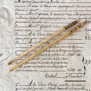 Antique Bone Crochet Hook/Hook x 2 - Ox-Bone - Hand-Turned - Victorian/Edwardian.