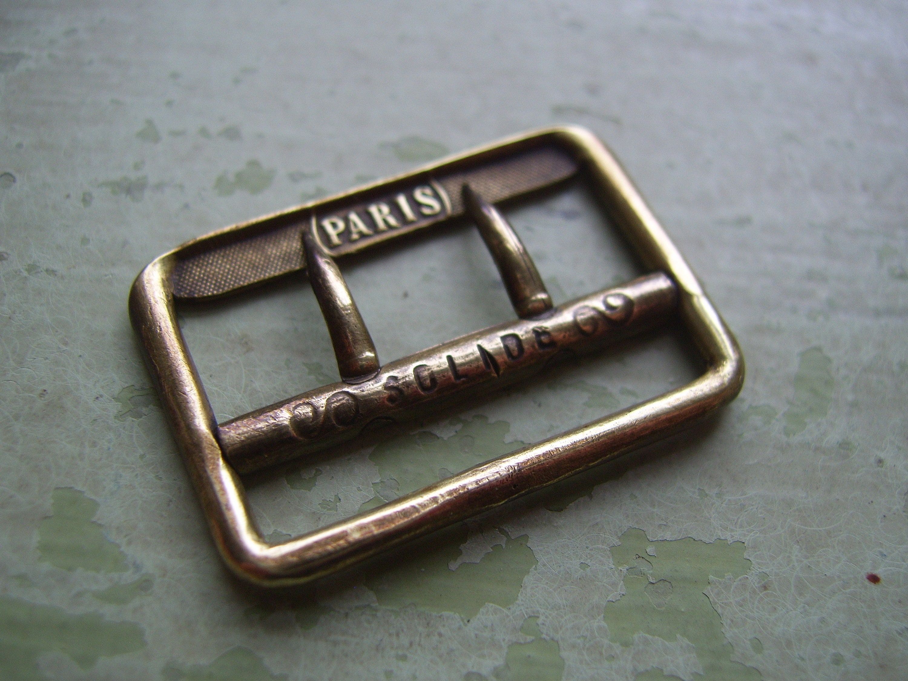 An Antique/vintage Brass Buckle Paris 