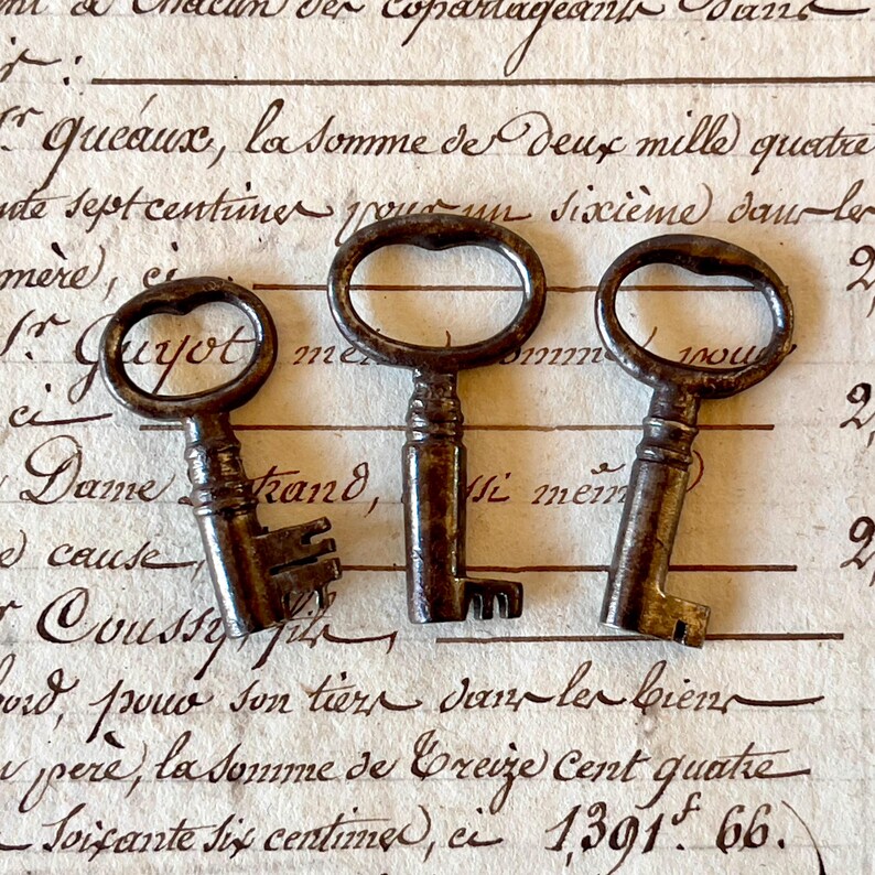 Antique/vintage Keys X 3 Small Steel Box Key Jewellery