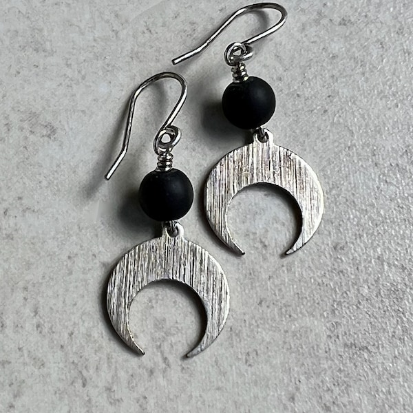 Crescent Moon Earrings   Black Silver Earrings   Boho Dangle Earrings