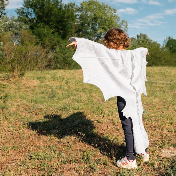 Weißes Drachenkostüm, Kinderkostüm, Partykostüm oder Halloween-Kostüm für Kinder