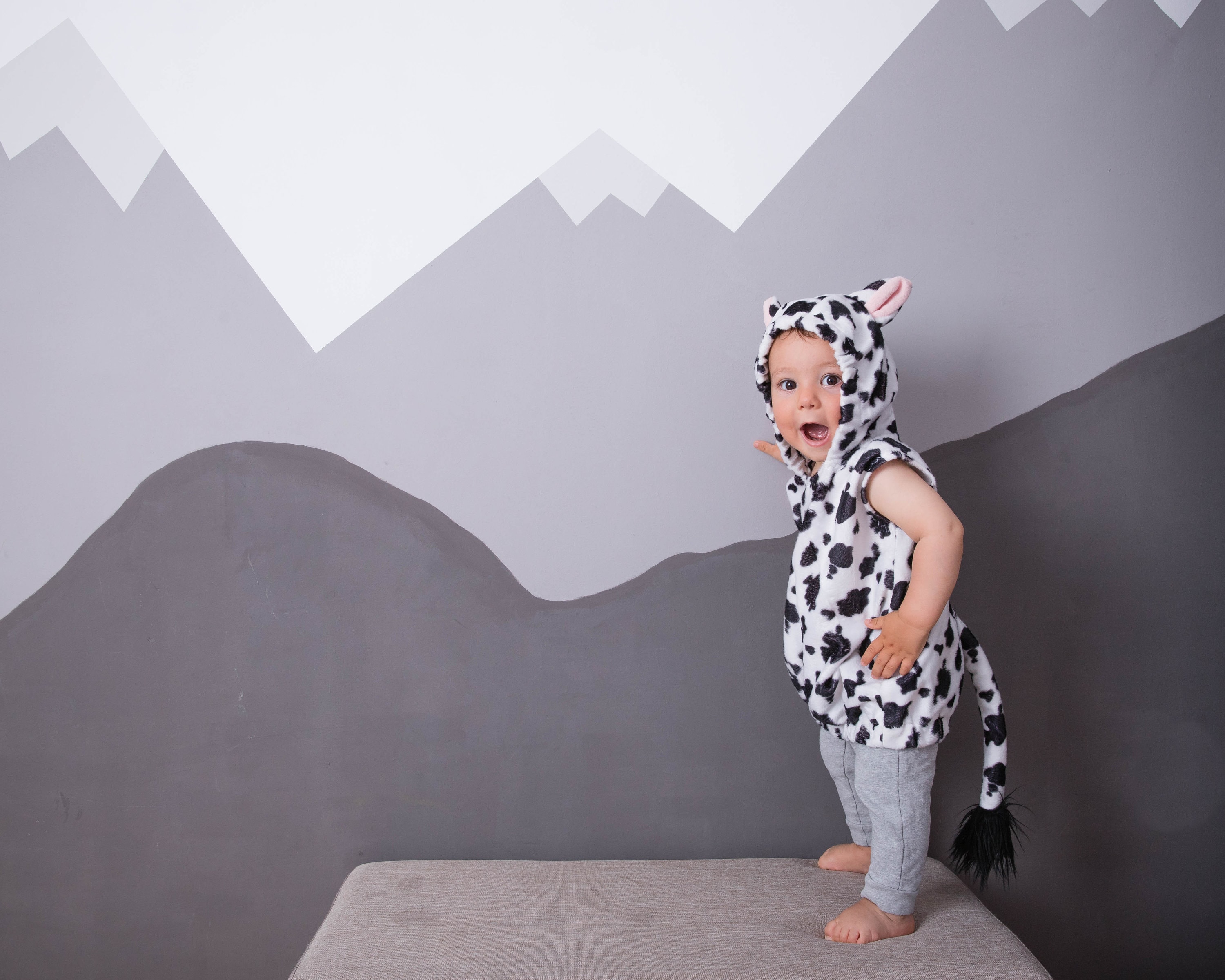 Childrens Cow Tabard Costume Kids Farm Animal Fancy Dress Outfit - View #4