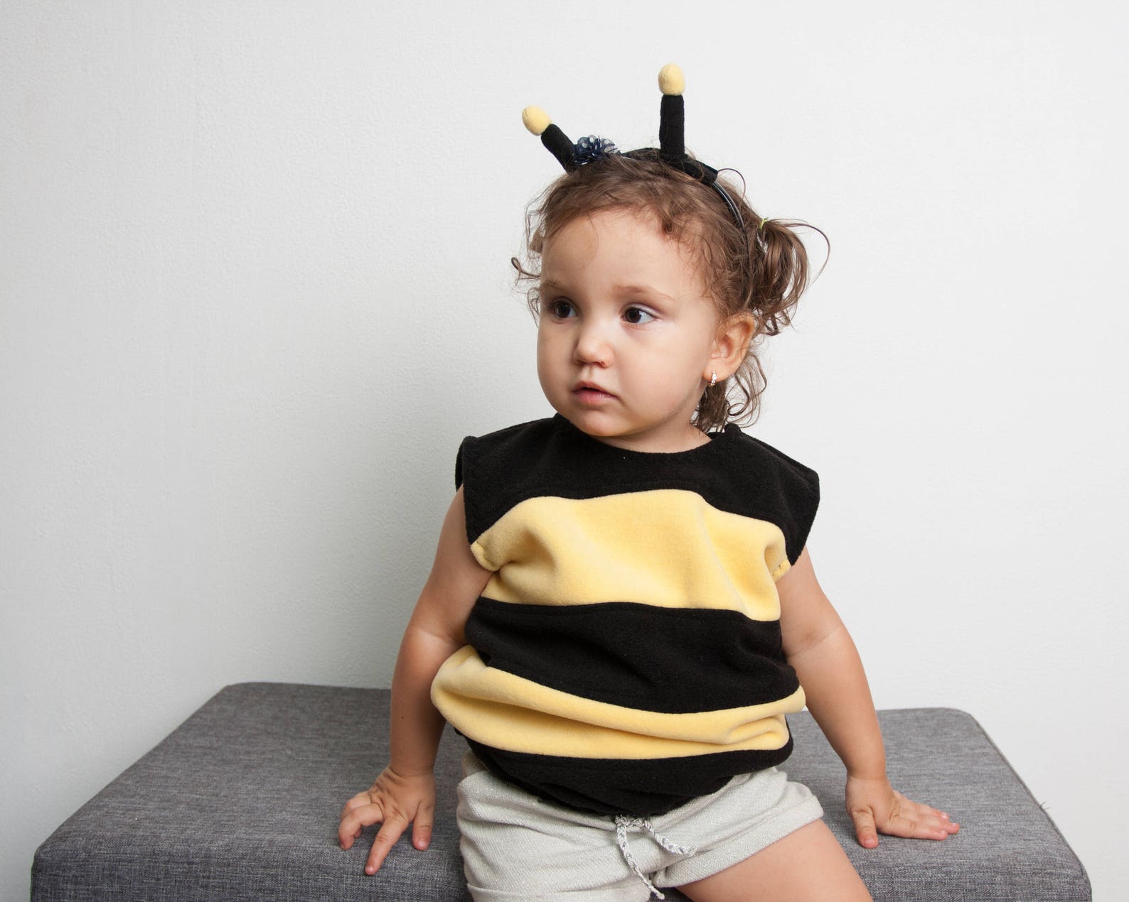 Deluxe Bumble Bee Childrens Yellow Costume main image 0