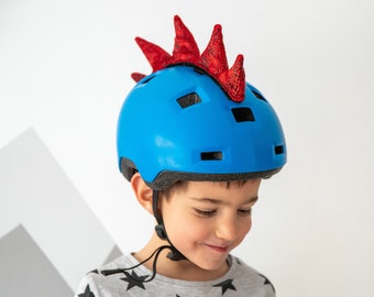 Kleinkind Jungen Dinosaurier Accessoire für Helme, rote schuppige Drachen Spikes, lustiges Geschenk für Kinder oder Erwachsene