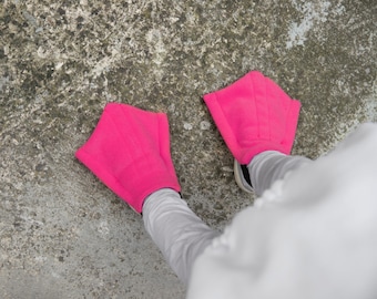 Fuchsia Pink Flamingo Feet Shoe Covers - fun add on accessory for your Flamingo Halloween Costume or for pretend play