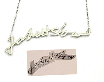 Colar personalizado feito à mão com nome - Joia com caligrafia - Colar com assinatura - Colar banhado a platina