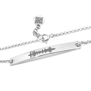 Sterling silver platinum plated bracelet with engraved soundwave on a tag 40x5mm and QRcode on the chain end