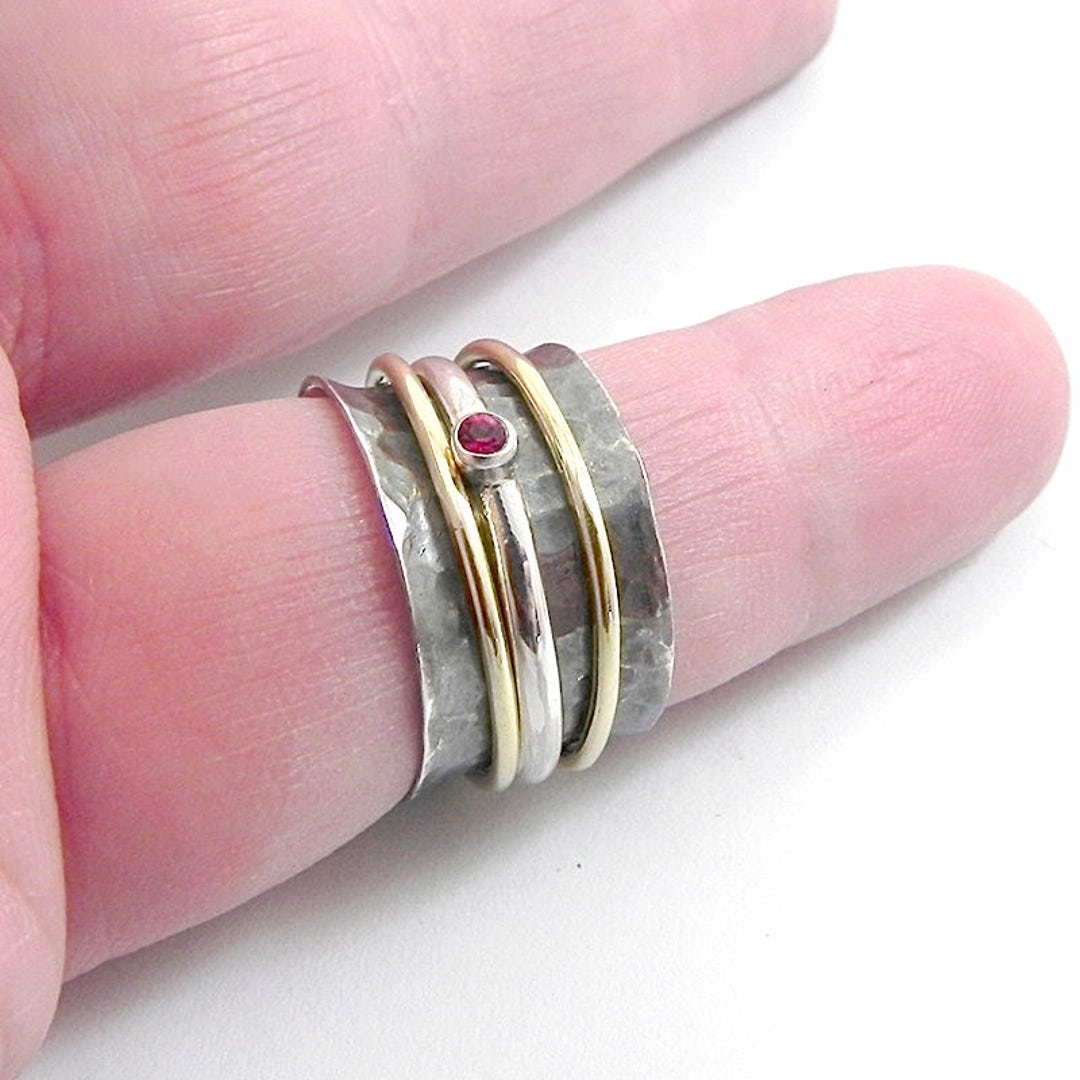 Silver Band Ring With 3 Spinner Rings Hammered Ring - Etsy