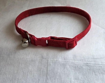 Collier pour chat : collier coloré avec grelot