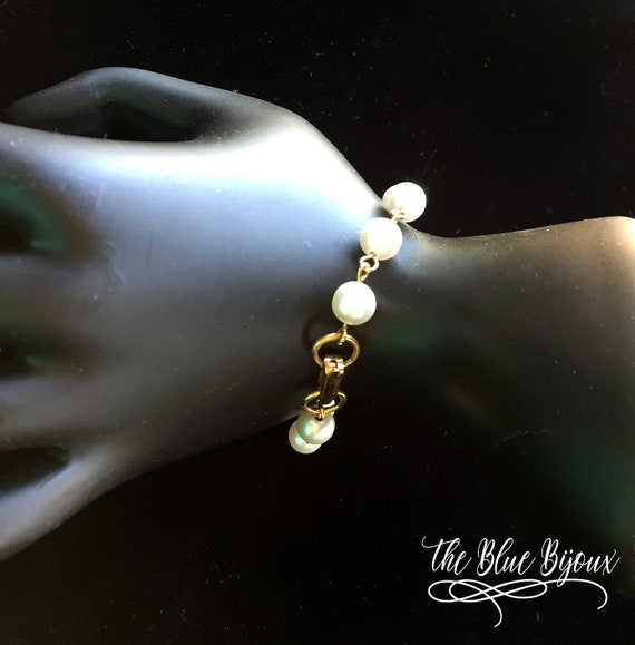 Pearl Bracelet | Simple Elegant Pearl Bracelet - image 5