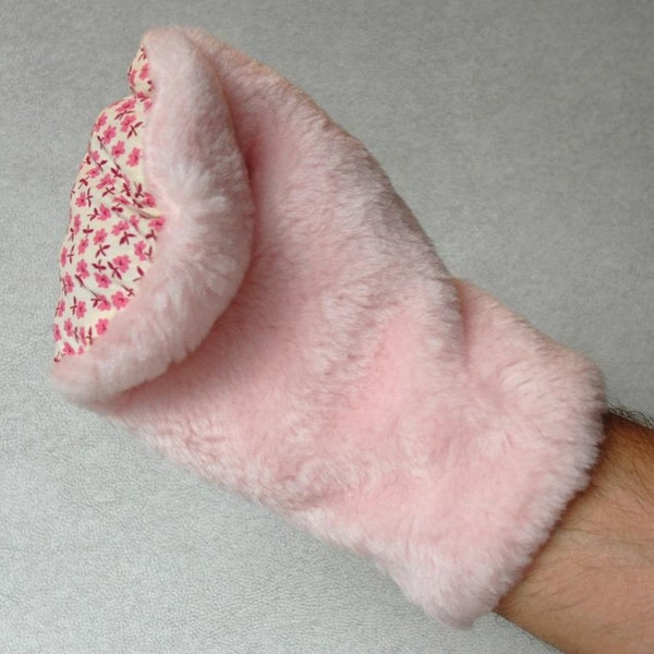 Powder Puff Mitt