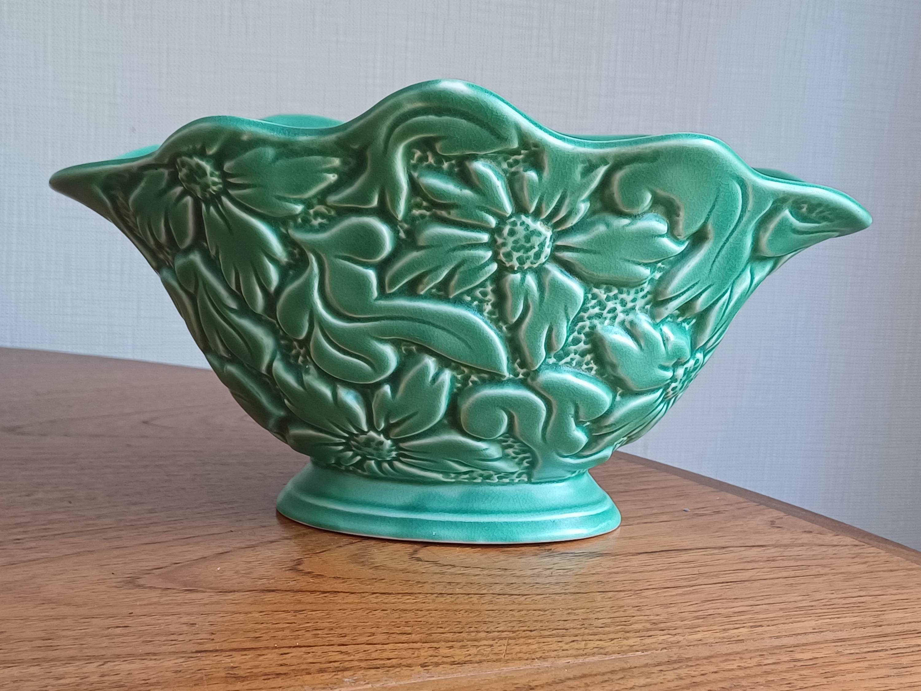 イギリス アンティーク シルバック SYLVAC No.2024 テリア 花器 Sylvac dog - Etsy 日本