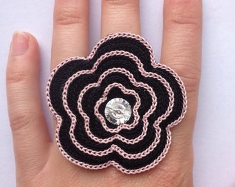 Irish crochet rose flower ring in pink & black with swarovski embellishment
