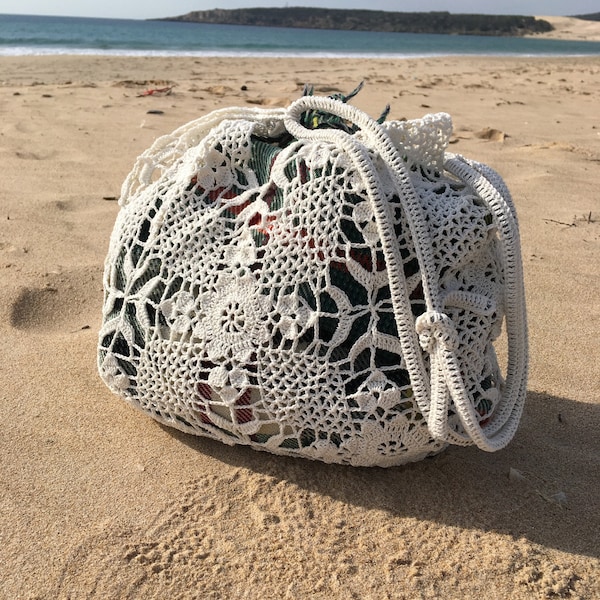 Crochet Boho Carry-all Handbag Pattern