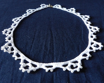 Irish Crochet Lace Necklace with Pearls