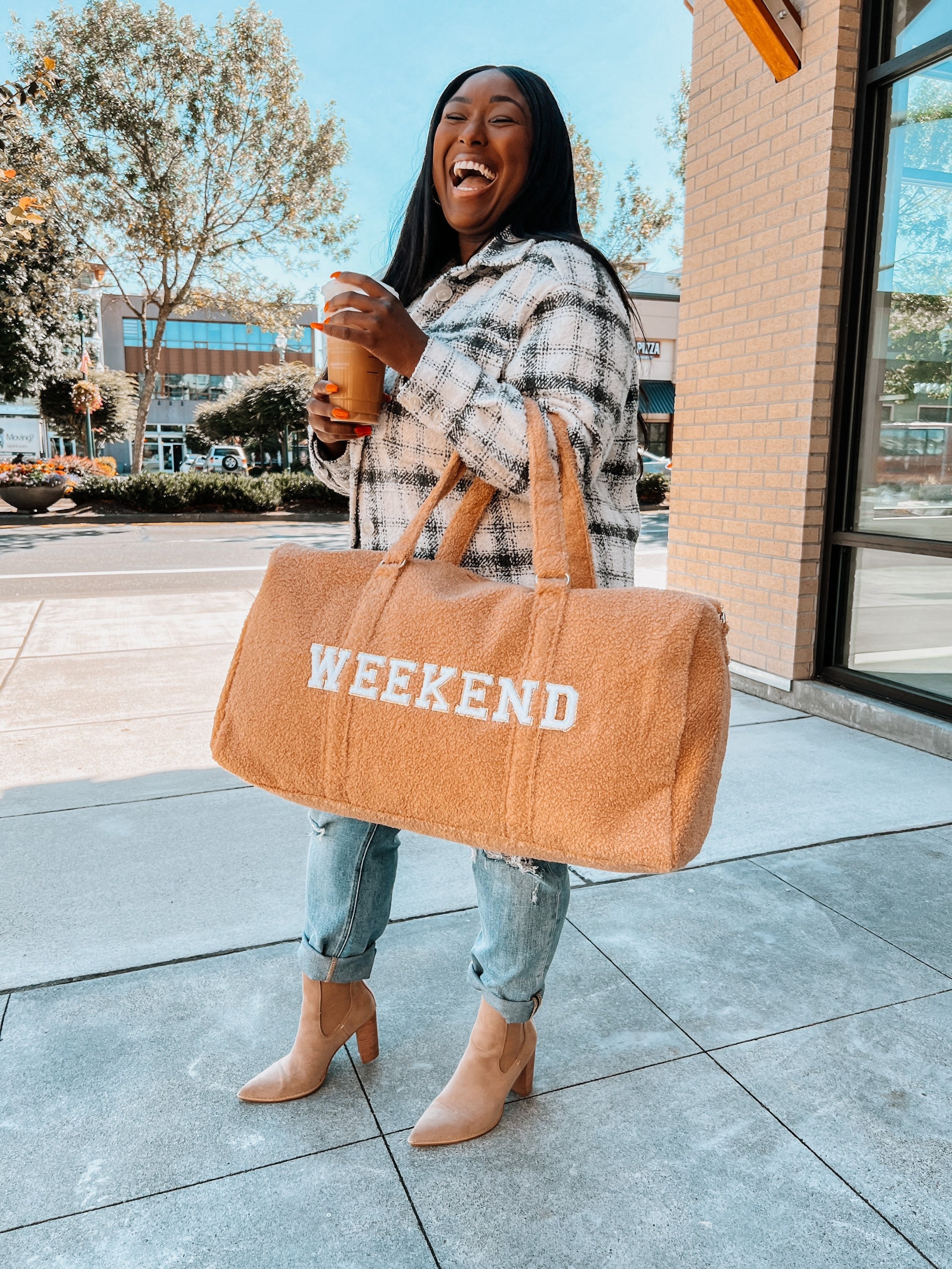 Skinnydip sherpa trimmed tote bag in pastel blue and pink Travel