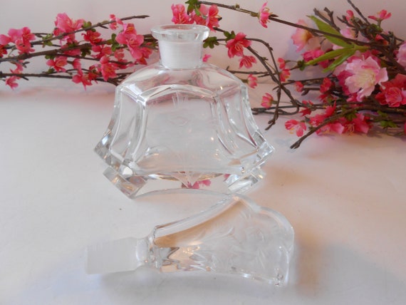Romantic Perfume Bottle, Glass Scent Bottle, Glam… - image 5